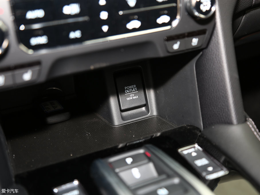 2017UR-V 370TURBO (q)ҫ V