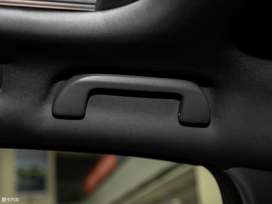 2017UR-V 240TURBO 򌽛 V