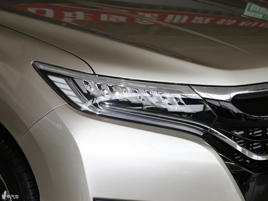 2017UR-V 370TURBO F V