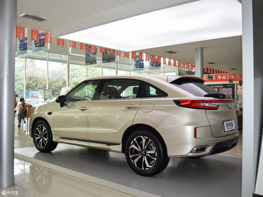 2017UR-V 240TURBO (q)(jng) (gu)V