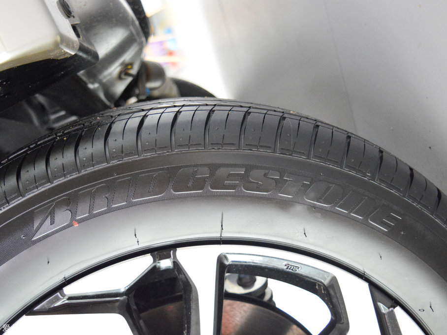 2017UR-V 240TURBO 򌽛 V