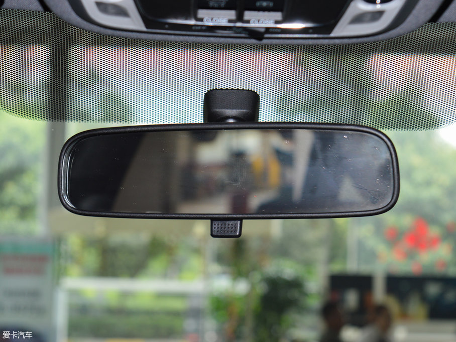 2017UR-V 240TURBO 򌽛 V