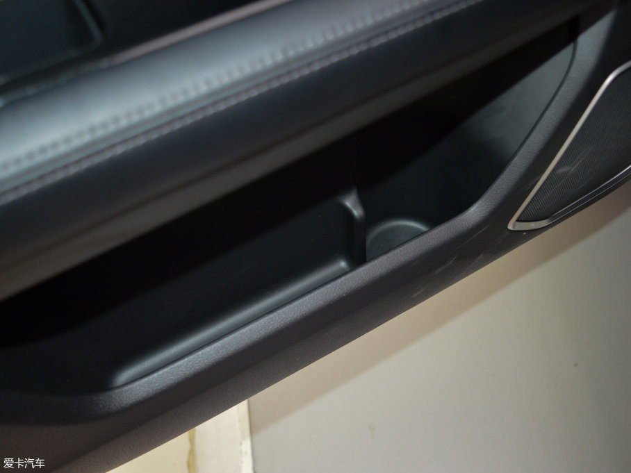 2017UR-V 240TURBO 򌽛 V