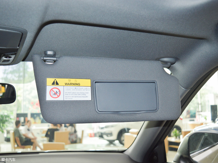 2017UR-V 240TURBO (q)(jng) V