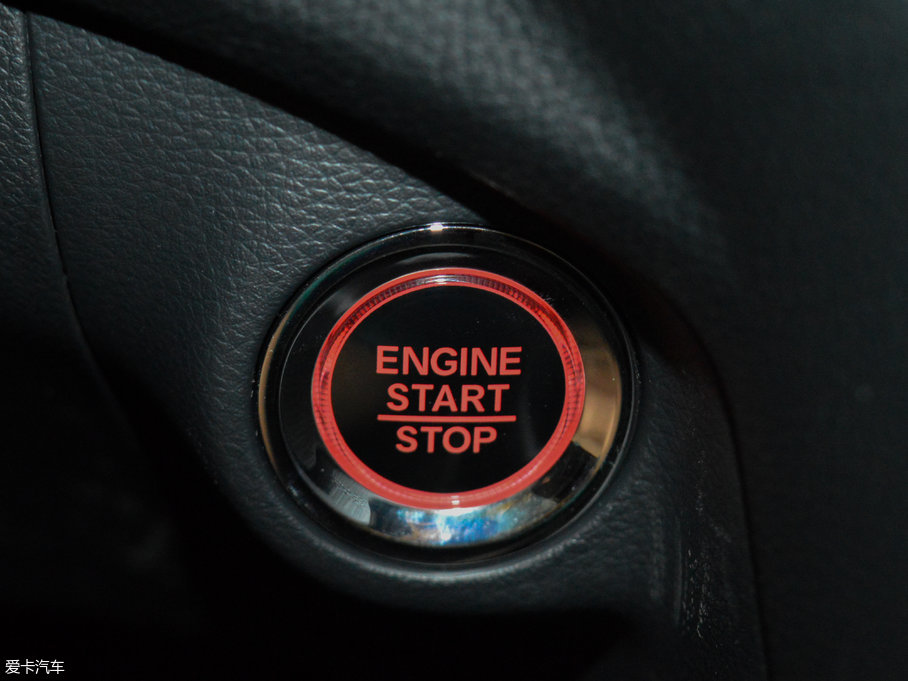 2017UR-V 240TURBO 򌽛 V