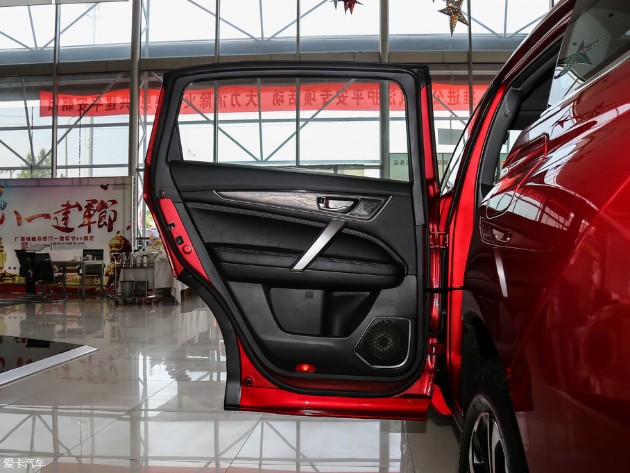 2017UR-V 370TURBO  V