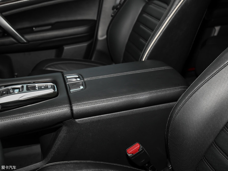 2017UR-V 370TURBO (q) V