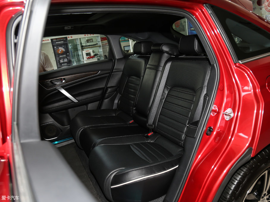 2017UR-V 370TURBO  V