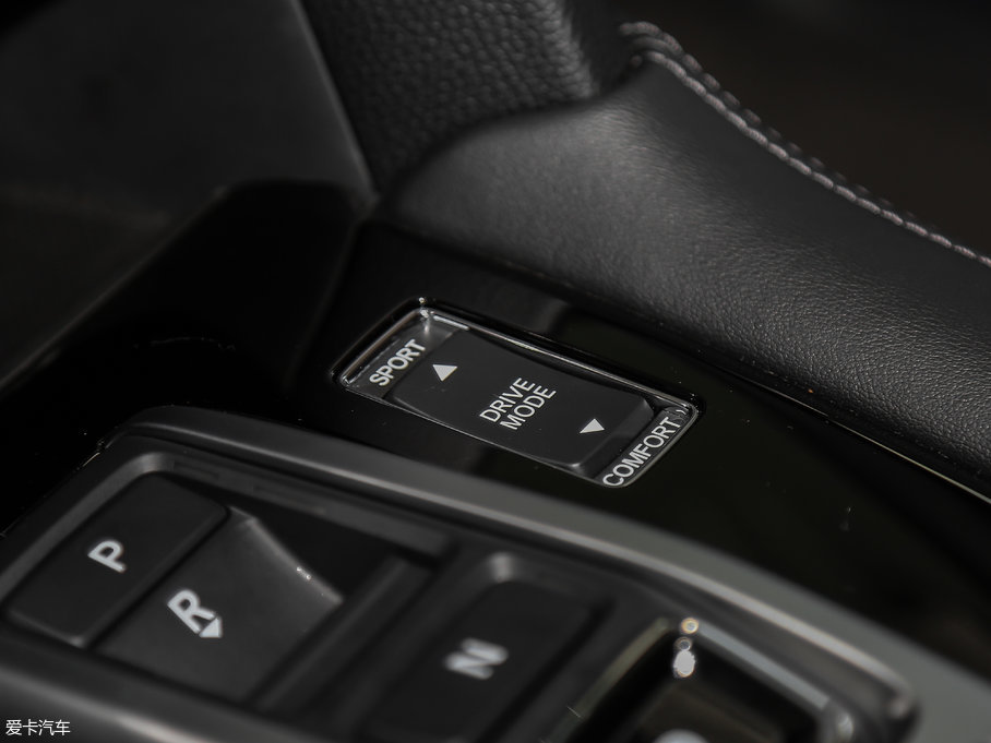 2017UR-V 370TURBO  V