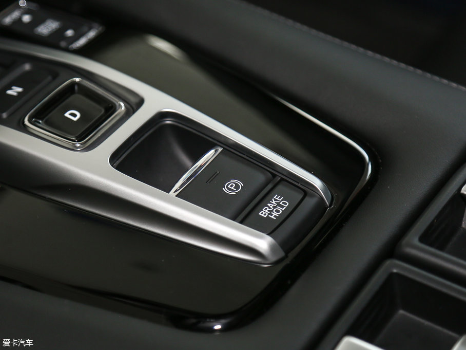 2017UR-V 370TURBO  V