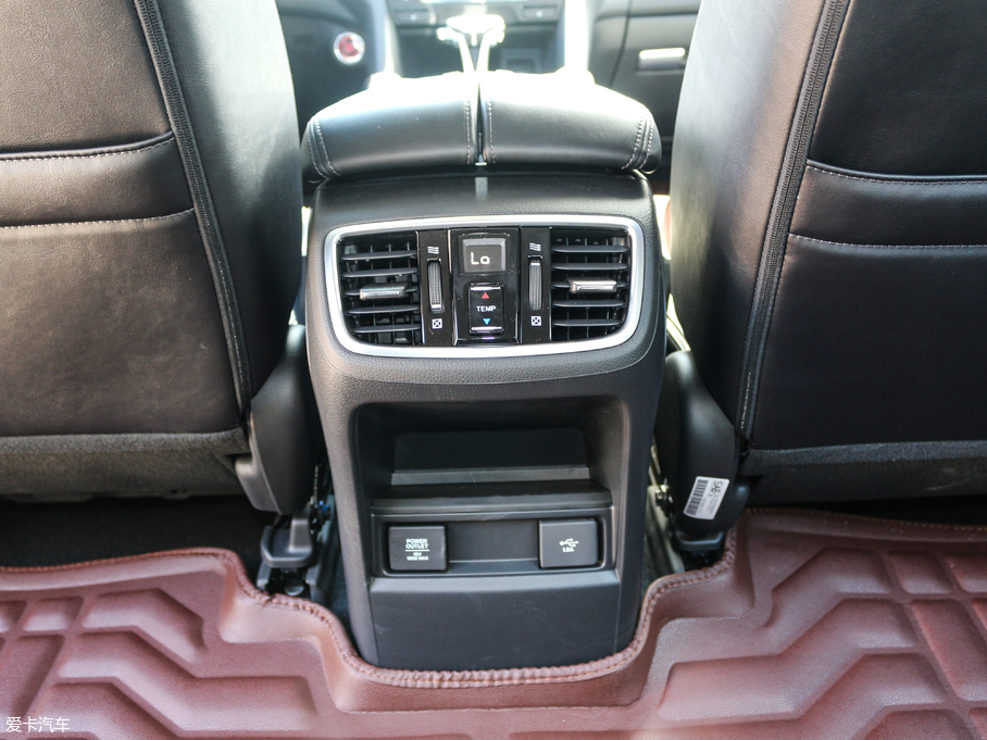 2017UR-V 240TURBO A V