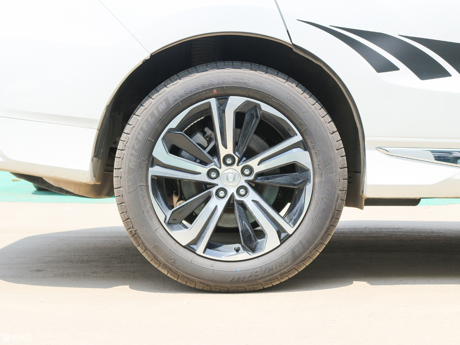 2017UR-V 370TURBO ҫ V