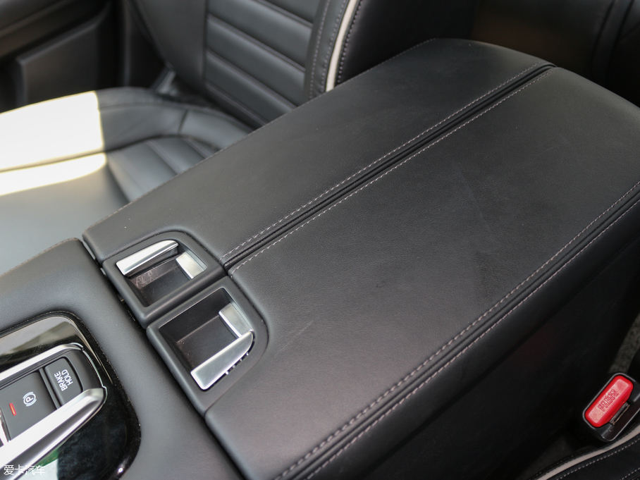 2017���UR-V 370TURBO �����ҫ�� ��V