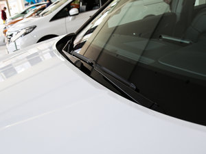 2017款370TURBO 四驱尊享版 国V 雨刷