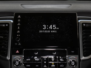 2017款370TURBO 四驱尊享版 国V 中控台显示屏