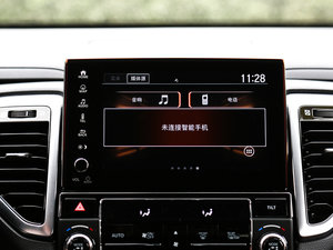 2017款370TURBO 四驱尊耀版 国V 中控区