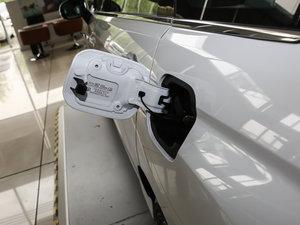 2017370TURBO (q)F V w