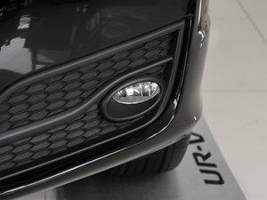 2017款240TURBO 两驱经典版 国V 前雾灯
