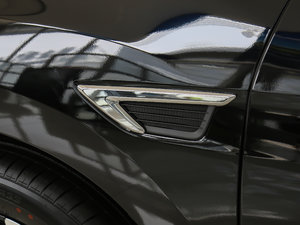 2017240TURBO 򌽛 V ^