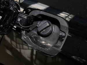 2017240TURBO 򌽛 V ^