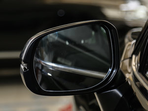 2017240TURBO 򌽛 V ^