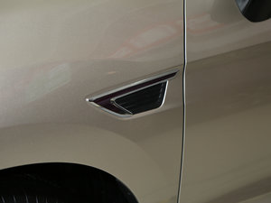 2017370TURBO (q)F V (ji)^