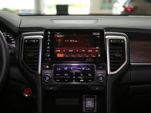 2017370TURBO (q)F V {(dio)L(fng)