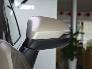 2017240TURBO 򌽛 V ^