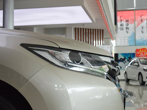 2017240TURBO 򌽛 V ^