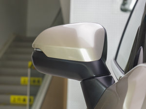 2017240TURBO 򌽛 V ^