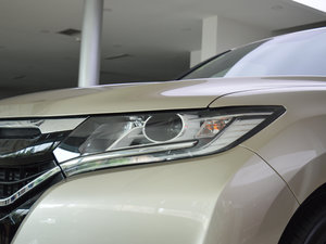 2017240TURBO 򌽛 V ^