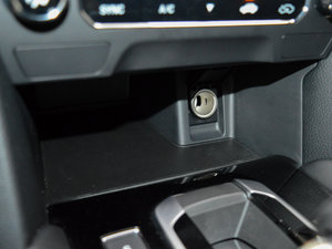 2017240TURBO 򌽛 V g