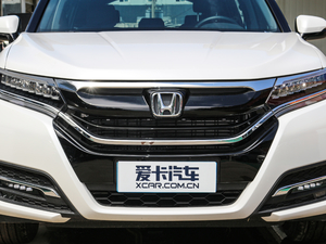 2017款240TURBO 两驱豪华版 国V 中网