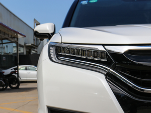 2017240TURBO (q)A V (x)(ji)^