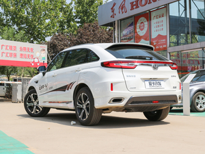 2017款370TURBO 四驱尊耀版 国V 左后45度
