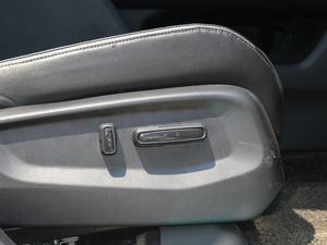 2017370TURBO (q)ҫ V g