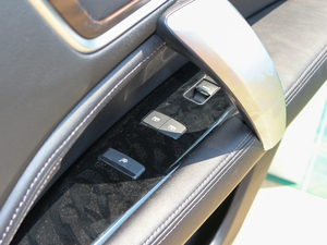 2017370TURBO ҫ V п؅^