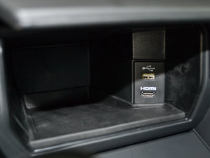 2017款2.0L CVT 舒适版 空间座椅