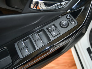 20172.4L DCT A {܇ƅ^	