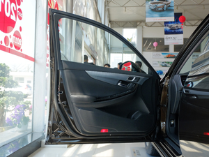 20172.0L CVT m {λ܇T