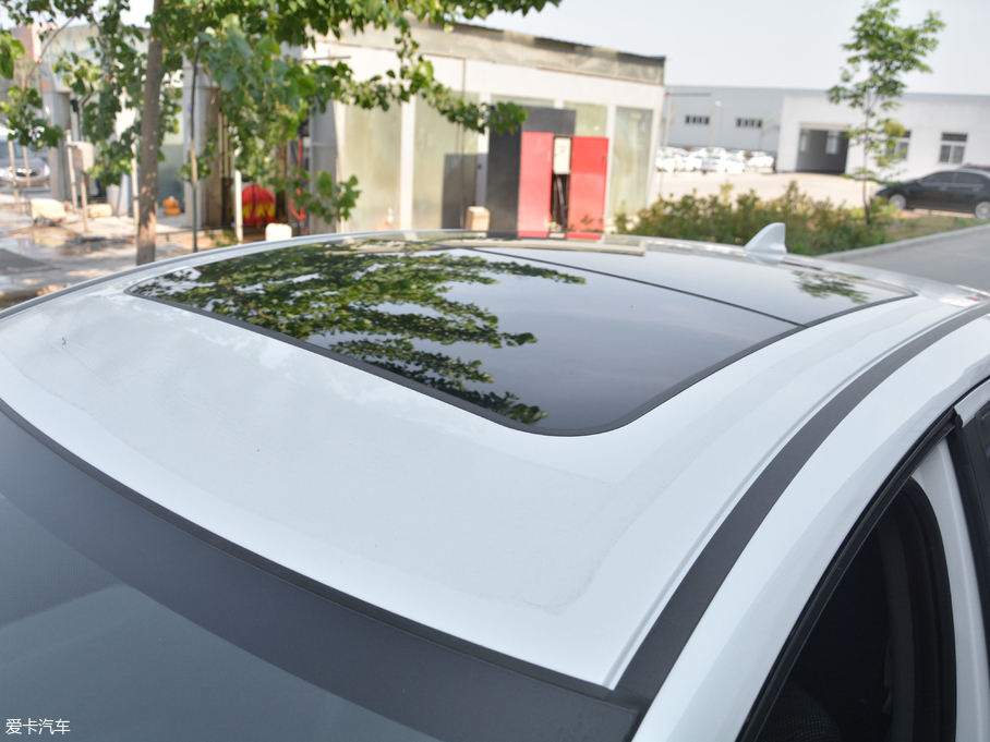 2017XR-V 1.8L EXi CVTm