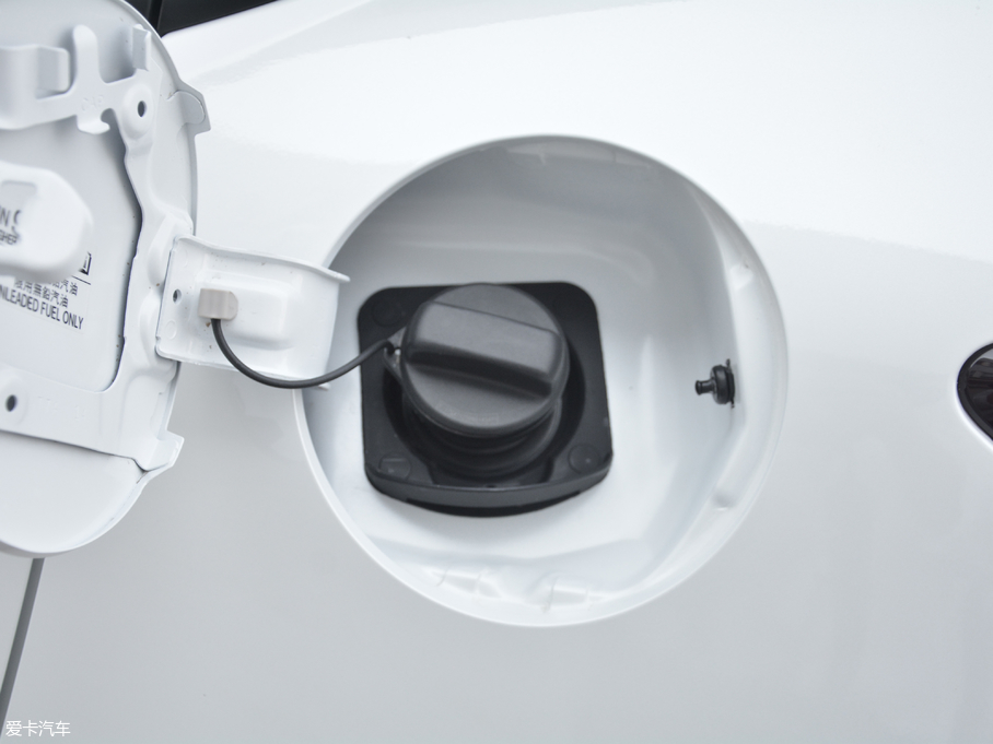 2017XR-V 1.8L EXi CVTm