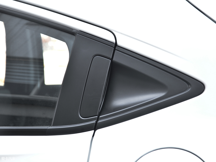 2017XR-V 1.8L EXi CVTm