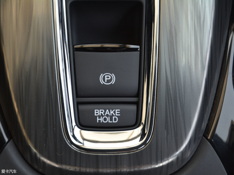 2017XR-V 1.8L EXi CVTm