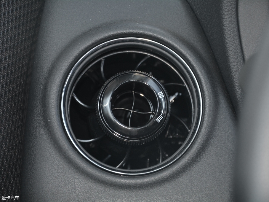 2017XR-V 1.8L EXi CVTm