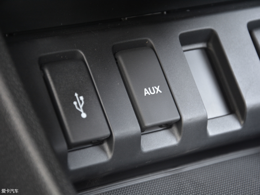 2017XR-V 1.8L EXi CVTm