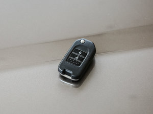 20171.5L LXi CVT ܇耳