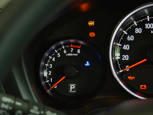 20171.5L LXi CVT п؅^