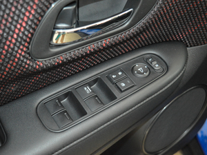 20171.5L LXi CVT {܇ƅ^(q)	