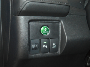 20171.5L LXi CVT п؅^